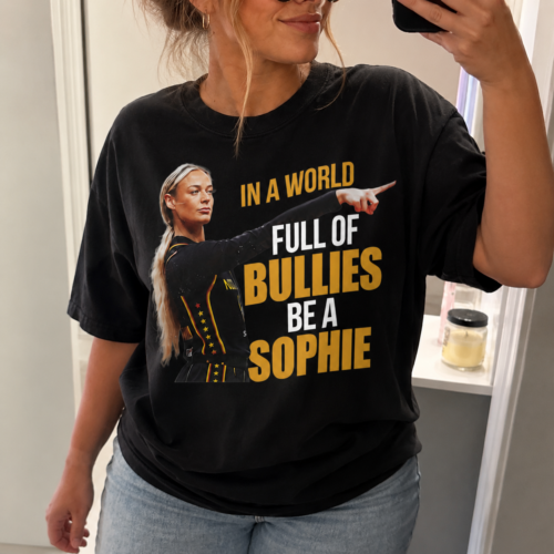 Funny Meme Sophie Cunnningham Point God T-Shirt AT photo review