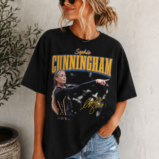 Funny Sophie Cunningham Point God T-Shirt AT