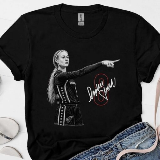 Sophie Cunningham Vintage Basketball T-Shirt