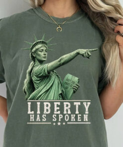 Sophie Cunningham Funny Statue of Liberty Basketball Shirt AT