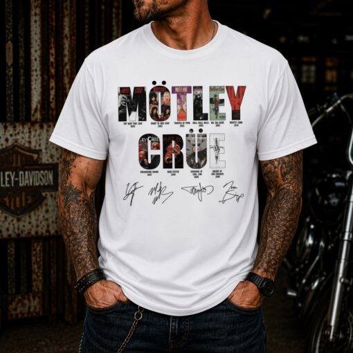 Vintage Motley Crue Rock Band T-Shirt