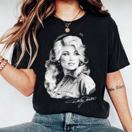 [FREESHIP US] Dolly.wood Dolly Parton Shirt