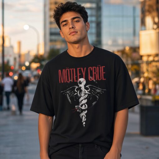 Motley Crue T-Shirt - Vintage Music Apparel